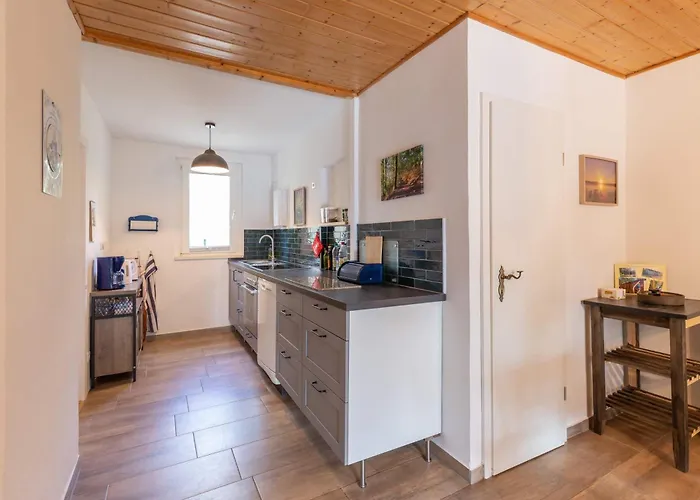 Neuland 5 - Entspannung In Seenaehe *